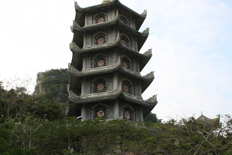 Hoi An : Montagnes de marbre, grotte d&#039;Am Phu et visite de la Dame BouddhaVisite partagée : Visite de l&#039;après-midi sans déjeuner