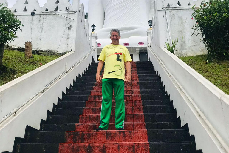 Ambuluwawa toren met stadsrondleiding door Kandy