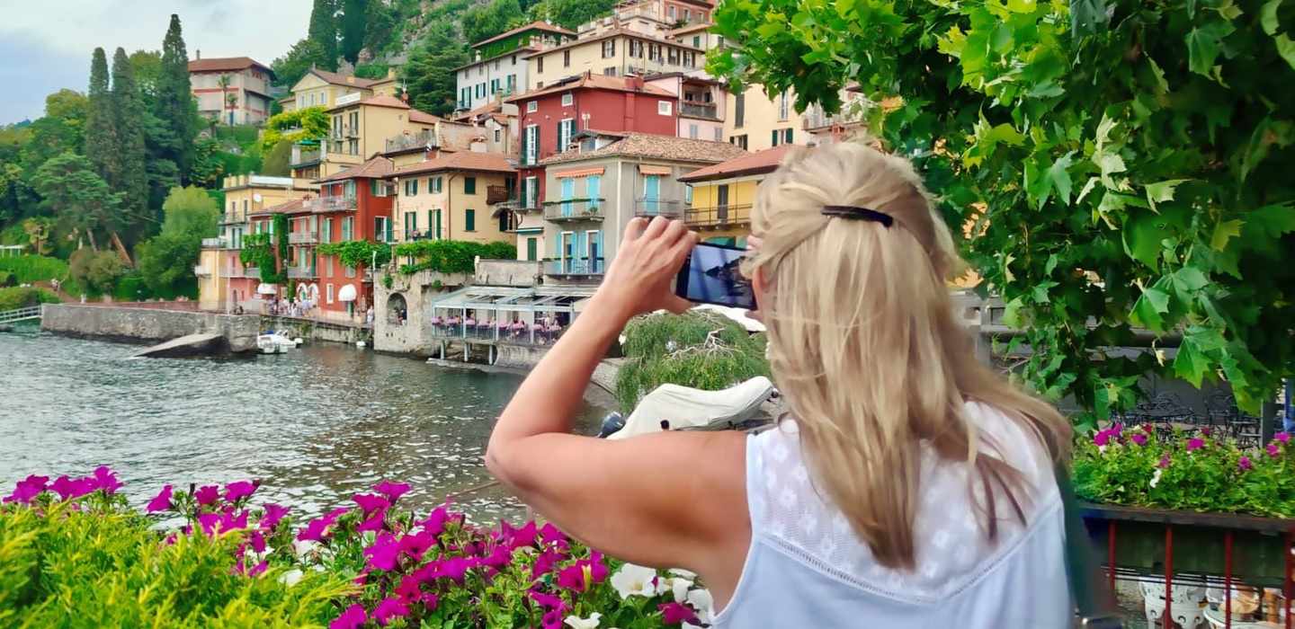 Ab Mailand: Comer See, Bellagio, Varenna & Wasserfälle – Kleingruppentour