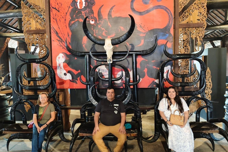 Chiang Rai:Guided Highlights Full-Day Tour-FREE LUNCH BUFFET Experience the Wonders of Chiang Rai with Free Thai Buffet