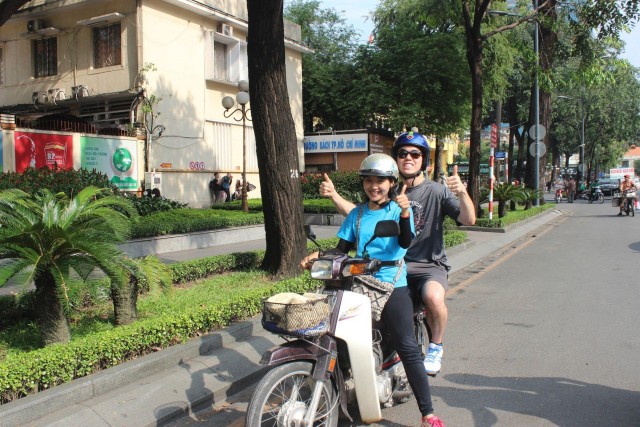Private Tour Saigon Hightlight & Hidden Gems on motorbike