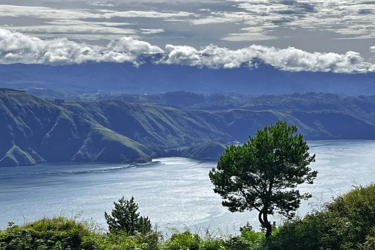 Medan: Discover the Best of Sumatra Day Trip! Medan: Lake Toba Tour