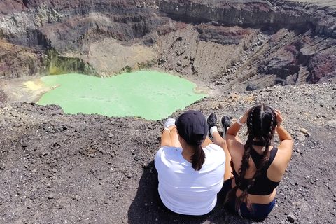 Santa Ana: Private Volcano Hike and Lunch with Lake View