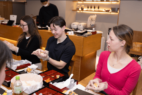 شيبويا طوكيو: دورة تحضير السوشي (نباتي/حلال)قائمة السوشي العادية (خالية من الغلوتين *تشمل الأسماك)