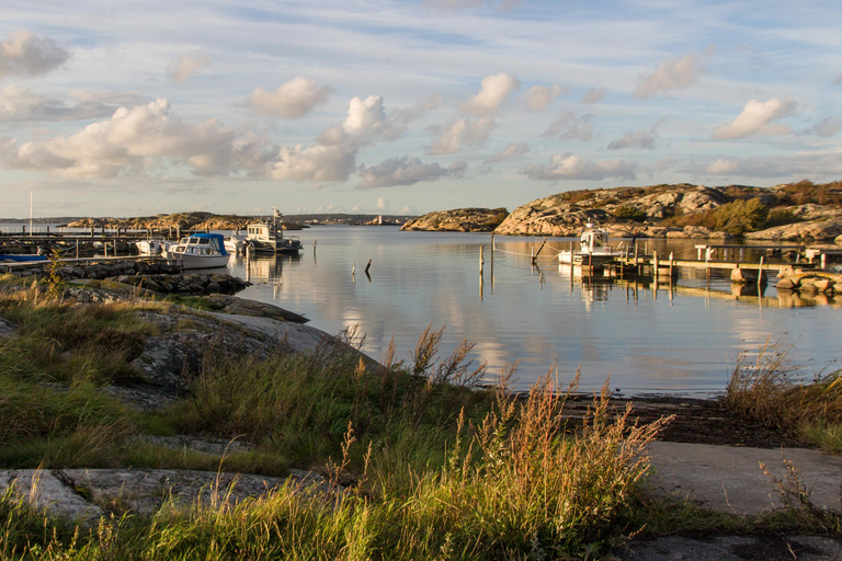 Gothenburg: Brännö and Galterö Guided Hiking Tour with Fika