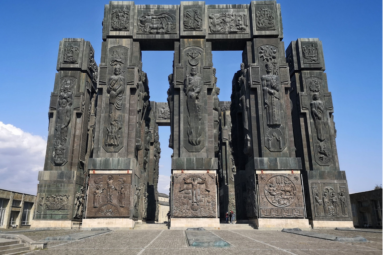 Yerevan: Tbilisi City Day Trip with Guide