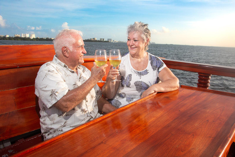 Jantar romântico num barco