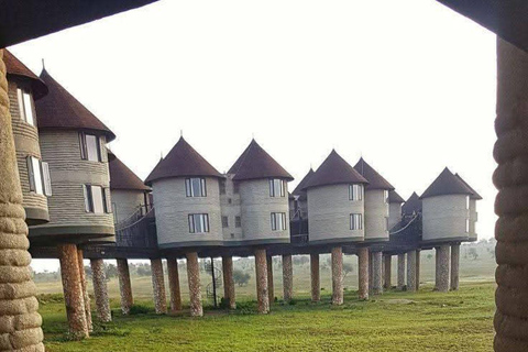 Mombasa/Diani: Taita Hills 2-Day Safari with Meals & Pickup