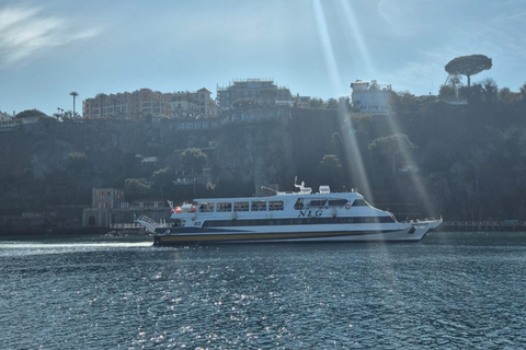 Sorrento: Ferry Journey Between Sorrento and Amalfi Amalfi → Sorrento (One Way)