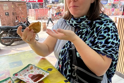 Old Delhi: Guided Food Tour Experience with Local Expert