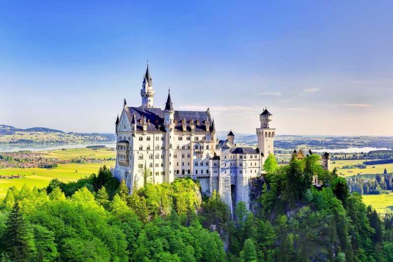 Från München: Heldagstur till slotten Neuschwanstein och Linderhof