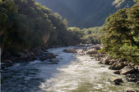 Cusco: Machu Picchu 1-Day Inca Trail with Train