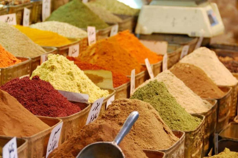 Sansibar: Gewürzfarm-Tour und geführter Rundgang durch Stone TownPrivate Tour ohne Abholung vom Hotel und Rücktransfer