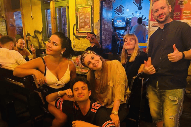 Premium Pub Crawl & Ruin Bars – Free Shots & VIP Entry Club
