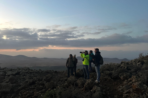 Fuerteventura: Sunset Volcano Walk & Stargazing Tour