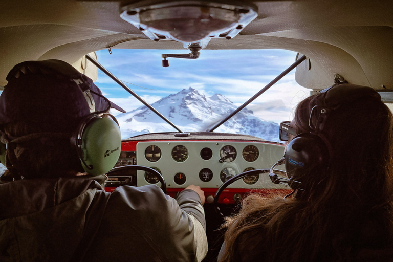 Bariloche: Private Scenic Flight with Guide – Volando Patagonia Private scenic flight over Llao Llao
