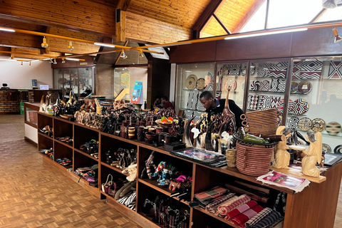 Kigali: Tour cultural por el palacio real, el museo y el memorial.Kigali: Visita cultural al palacio real, el museo y el memorial