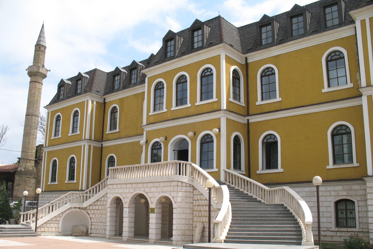 普里兹伦和普里什蒂纳私人观光：文化、景观和历史