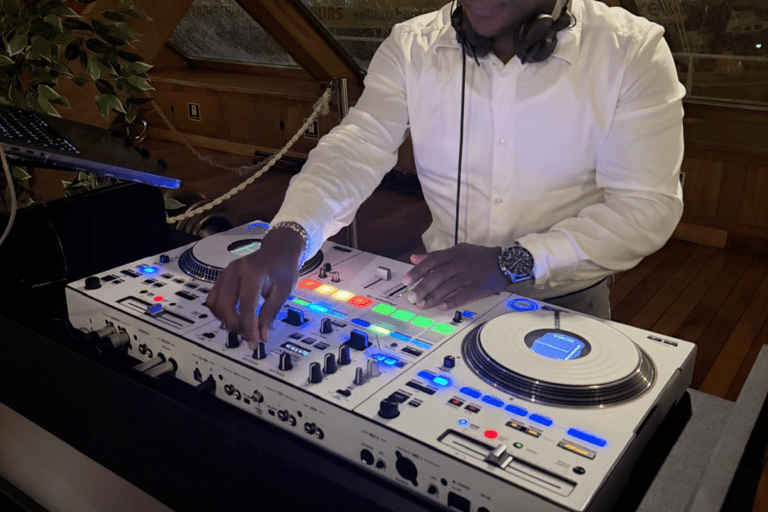 Lisbon: New Year's Eve on a VIP Ship with Gala Dinner, DJ, and Premium Open Bar New Year's Eve on the VIP Ship with Gala Dinner on Board, DJ, and Premium Open Bar