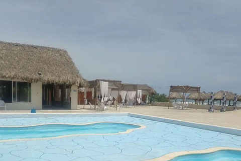 Cartagena: Schlammvulkan mit Mittagessen, Pool und StrandSchlammvulkan mit Mittagessen, Pool und Strand