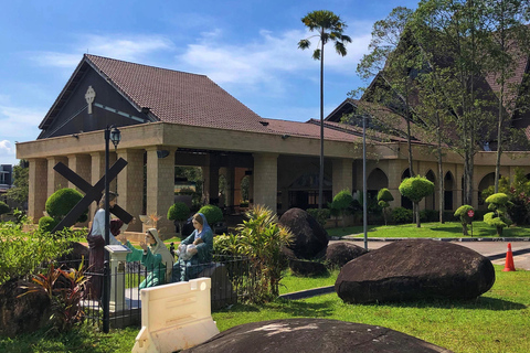 Penang Mainland: St. Anne Church & Design Village Tour