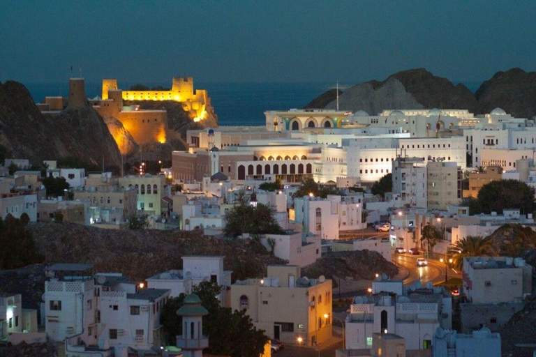 Muscat Night Tour: Private City Highlights & Seaside Drive