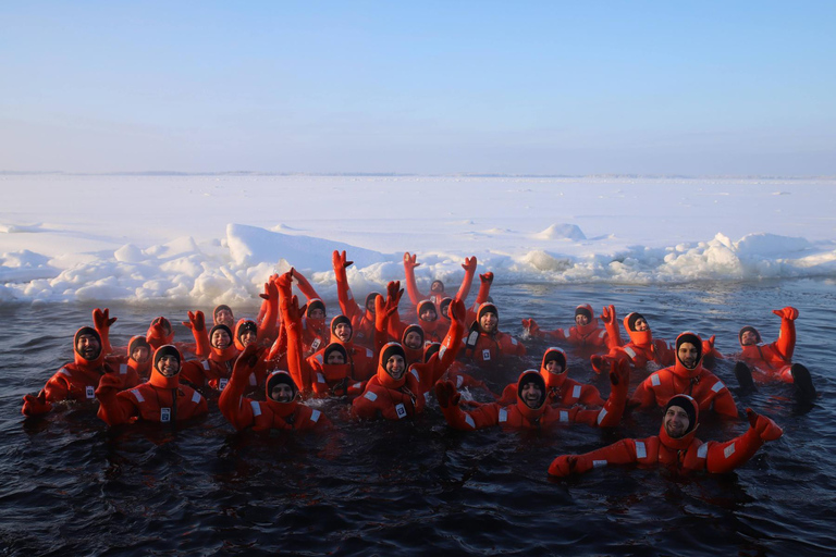 From Kemi: Icebreaker Cruise 3 h, Ice Floating & Transfer From Kemi: Icebreaker Cruise with Lunch and Ice Floating