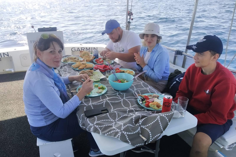 Atenas: experiência de viagem de pesca em um barco com refeição de frutos do marAtenas: Experiência de pesca em um barco com refeição de frutos do mar