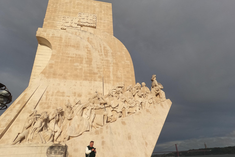 Lisbon:Private guided historical sightseeing Tour by TUK-TUK