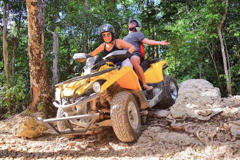 Vanuit Cancún; ATV, Zipline en Cenote avontuur met snacks