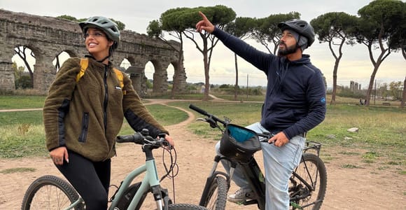 E-Bike Appian Way: Aqueducts & Cecilia Metella Mausoleum VR