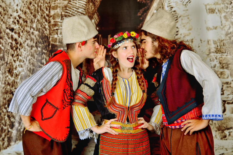 Plovdiv: Traditional Bulgarian Costume Photo Experience