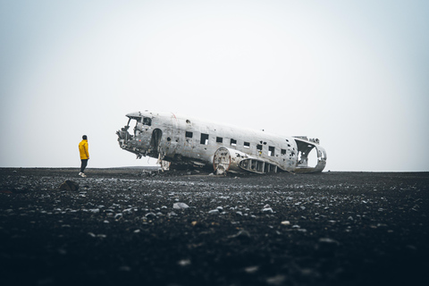 Reykjavík: Plane Wreck, Bird Watching & Glacier Hike