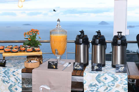 Rio: Sugarloaf Mountain Sunrise with Breakfast & Transfer