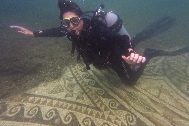 Napoli: Discover Scuba Diving in the Park of Baia Napoli: Double Discover Scuba Diving in the Park of Baia
