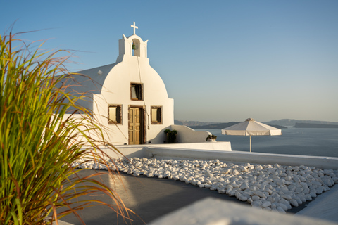 Santorin : croisière aux îles volcaniques et sources chaudesCroisière avec prise en charge aller-retour, avec Oia