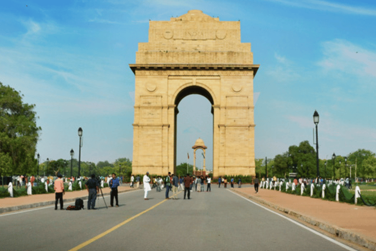 Desde Delhi: Tour Privado de 5 Días por el Triángulo de Oro en Coche ACCoche con conductor y guía privado