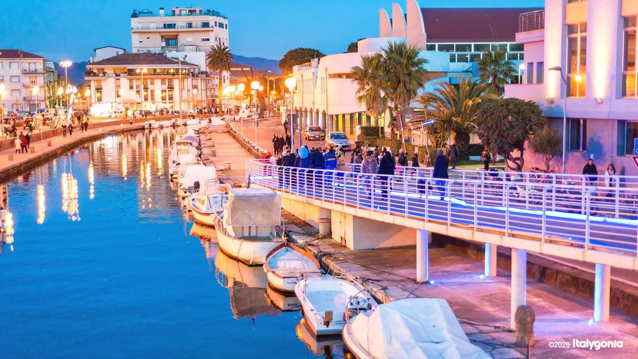 Private Tour durch Viareggio: Jugendstil & Eleganz am Meer