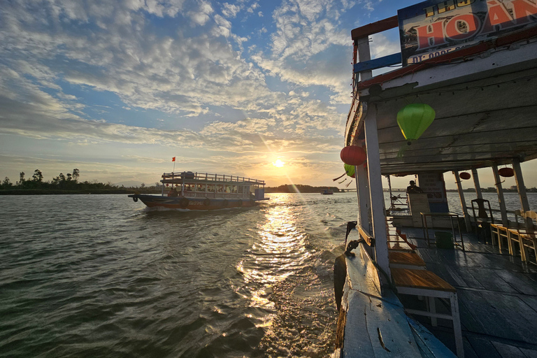 Hoi An: My Son Sanctuary en Sunset River Cruise met BBQ