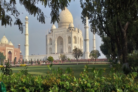 Z Delhi: prywatna 5-dniowa luksusowa wycieczka po Złotym TrójkącieWycieczka z zakwaterowaniem w 4-gwiazdkowym hotelu, samochód Ac, przewodnik