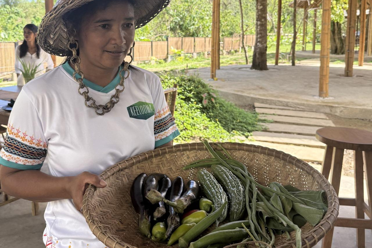 El Nido Land Tour by Jeepney – Farm, Viewpoints & Culture