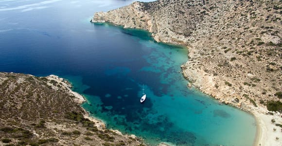 From Paros: Koufonisia & Naxos Sailing Cruise with Lunch
