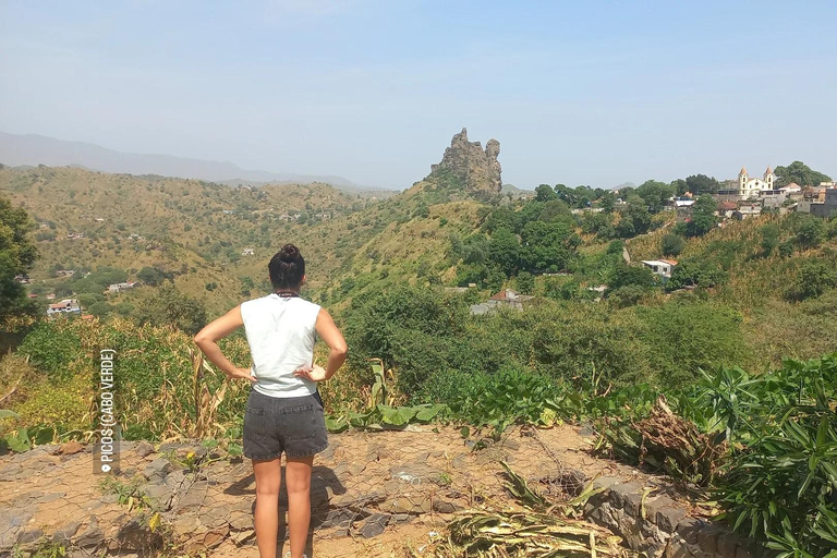 Excursión a la Isla de Santiago