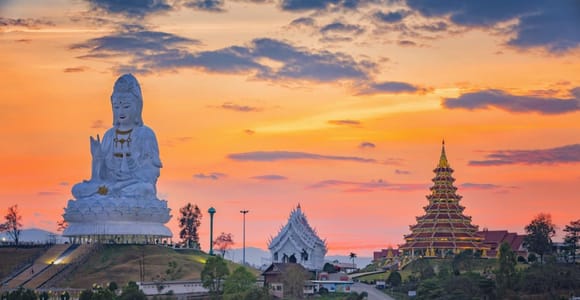 From Chiang Mai: White Blue Red Temples & Lalitta Café