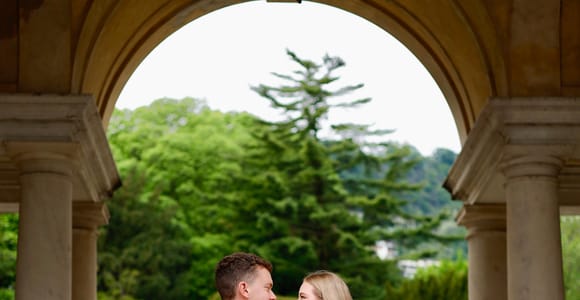 Lake Como: Private Photoshoot with Professional Photographer