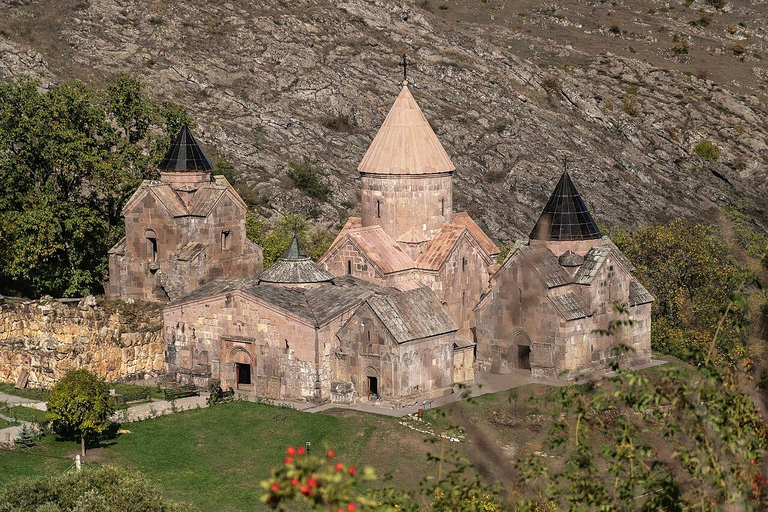 From Yerevan: Lake Sevan, Dilijan & Wine Day Trip