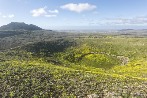Fuerteventura: Sunset Volcano Walk & Stargazing Tour