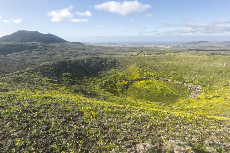 Fuerteventura: Sunset Volcano Walk & Stargazing Tour