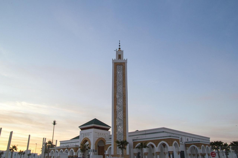 From Conil/Sancti Petri: Excursion to Tangier with traditional food EXCURSION IN ENGLISH