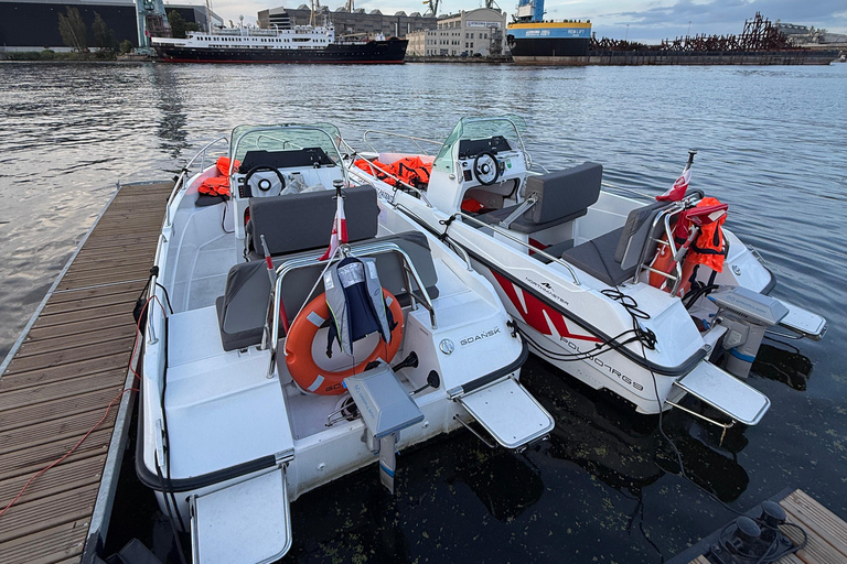 Gdańsk: Private Electric Boat Rental, No License Needed